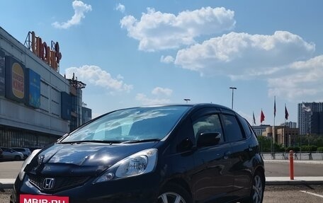 Honda Fit III, 2010 год, 935 000 рублей, 2 фотография