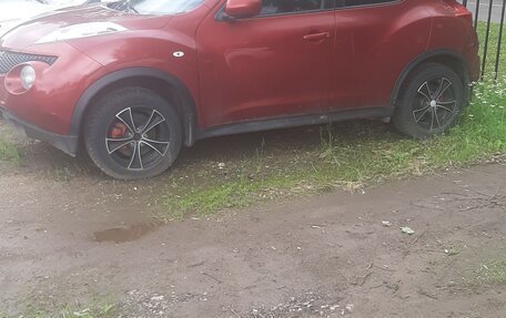 Nissan Juke II, 2012 год, 1 700 000 рублей, 4 фотография