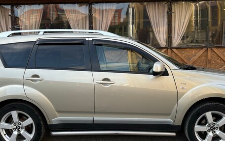 Mitsubishi Outlander III рестайлинг 3, 2008 год, 1 300 000 рублей, 4 фотография