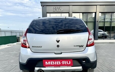 Renault Sandero I, 2013 год, 900 000 рублей, 11 фотография