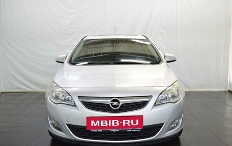 Opel Astra J, 2011 год, 819 000 рублей, 2 фотография