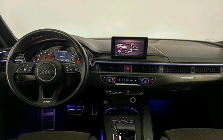 Audi A4, 2018 год, 3 799 000 рублей, 12 фотография