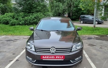 Volkswagen Passat B7, 2012 год, 1 490 000 рублей, 11 фотография