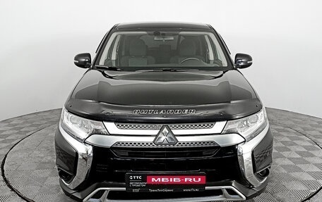 Mitsubishi Outlander III рестайлинг 3, 2021 год, 3 437 000 рублей, 2 фотография