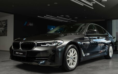 BMW 5 серия, 2023 год, 9 326 441 рублей, 1 фотография
