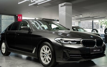 BMW 5 серия, 2023 год, 9 326 441 рублей, 3 фотография