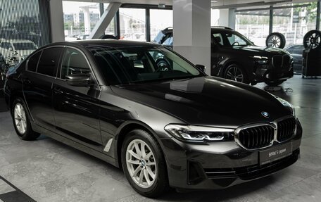 BMW 5 серия, 2023 год, 9 326 441 рублей, 10 фотография