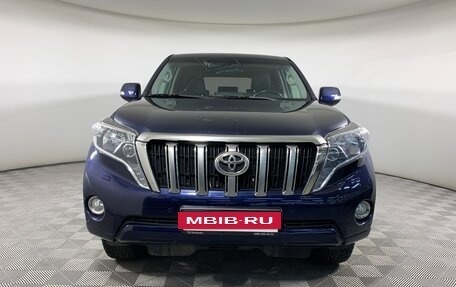 Toyota Land Cruiser Prado 150 рестайлинг 2, 2015 год, 3 190 000 рублей, 2 фотография