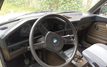 BMW 5 серия, 1983 год, 125 000 рублей, 17 фотография