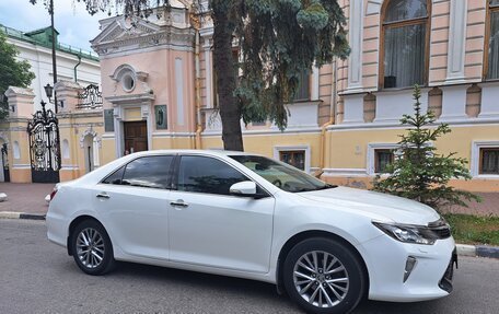 Toyota Camry, 2017 год, 2 395 000 рублей, 6 фотография