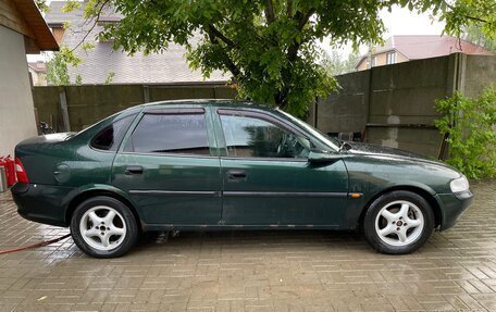 Opel Vectra B рестайлинг, 1998 год, 185 000 рублей, 4 фотография