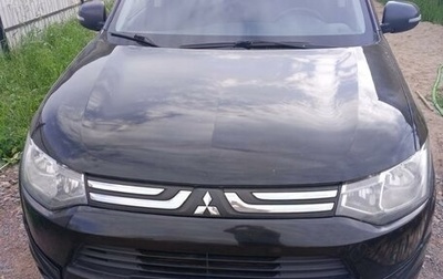 Mitsubishi Outlander III рестайлинг 3, 2013 год, 1 375 000 рублей, 1 фотография