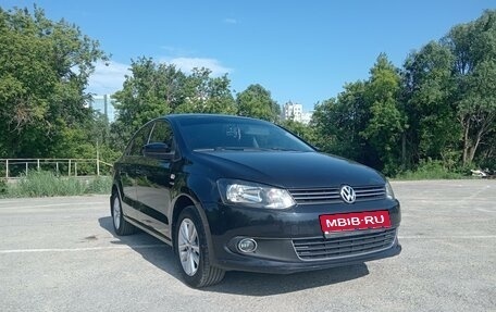 Volkswagen Polo VI (EU Market), 2013 год, 899 999 рублей, 2 фотография