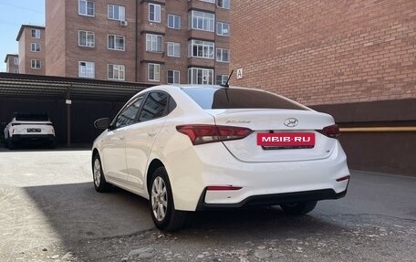 Hyundai Solaris II рестайлинг, 2019 год, 1 450 000 рублей, 4 фотография