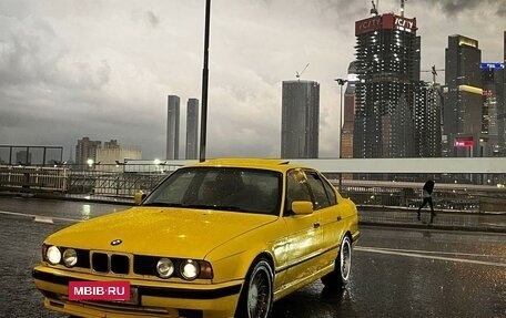 BMW 5 серия, 1988 год, 650 000 рублей, 5 фотография