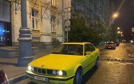 BMW 5 серия, 1988 год, 650 000 рублей, 14 фотография