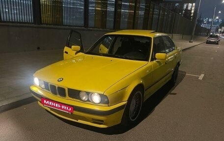 BMW 5 серия, 1988 год, 650 000 рублей, 13 фотография