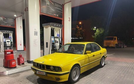 BMW 5 серия, 1988 год, 650 000 рублей, 16 фотография