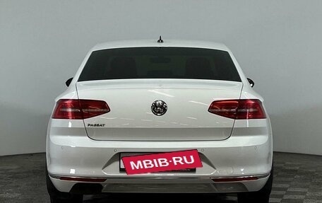 Volkswagen Passat B8 рестайлинг, 2018 год, 2 763 000 рублей, 6 фотография