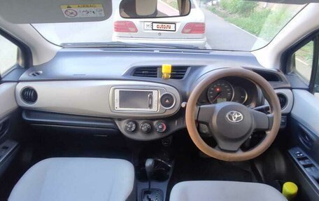 Toyota Vitz, 2012 год, 820 000 рублей, 8 фотография
