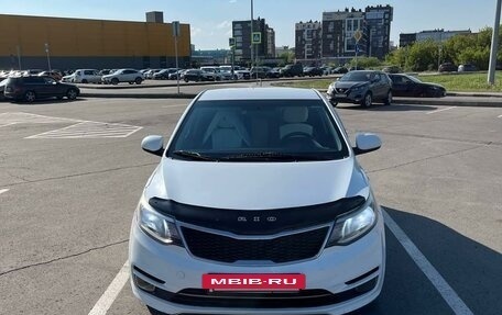 KIA Rio III рестайлинг, 2015 год, 750 000 рублей, 2 фотография