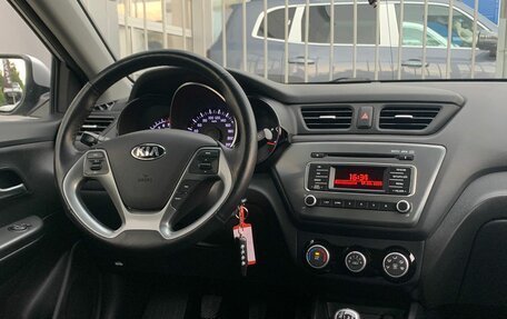 KIA Rio III рестайлинг, 2016 год, 1 031 000 рублей, 10 фотография