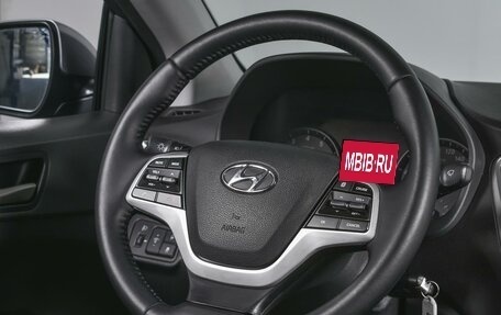 Hyundai Solaris II рестайлинг, 2017 год, 1 380 000 рублей, 14 фотография