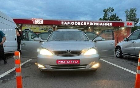 Toyota Camry V40, 2003 год, 750 000 рублей, 3 фотография