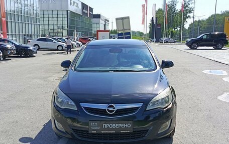 Opel Astra J, 2010 год, 711 900 рублей, 2 фотография