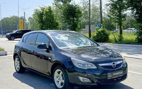 Opel Astra J, 2010 год, 711 900 рублей, 3 фотография