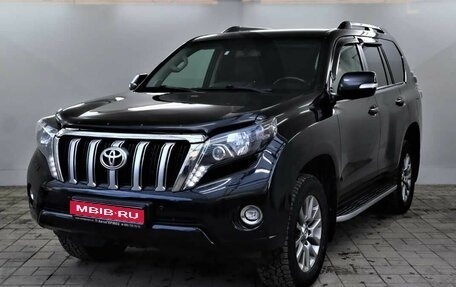 Toyota Land Cruiser Prado 150 рестайлинг 2, 2017 год, 3 650 000 рублей, 1 фотография