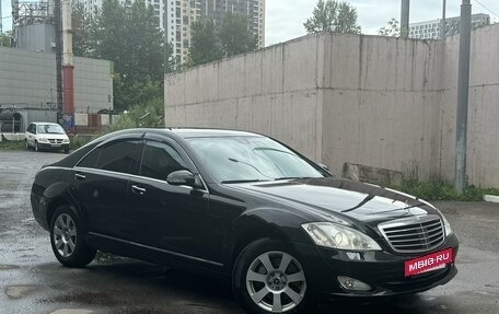 Mercedes-Benz S-Класс, 2008 год, 1 380 000 рублей, 3 фотография