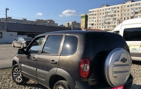 Chevrolet Niva I рестайлинг, 2010 год, 589 000 рублей, 5 фотография