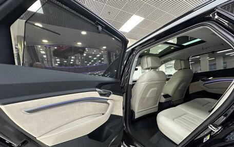 Audi e-tron I, 2019 год, 5 999 000 рублей, 12 фотография