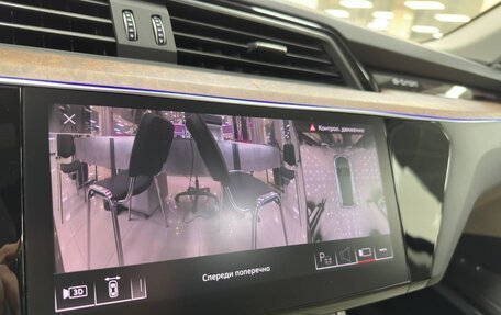 Audi e-tron I, 2019 год, 5 999 000 рублей, 29 фотография