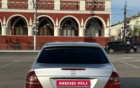 Mercedes-Benz E-Класс, 2002 год, 800 000 рублей, 6 фотография