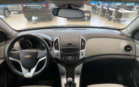 Chevrolet Cruze II, 2013 год, 949 000 рублей, 14 фотография