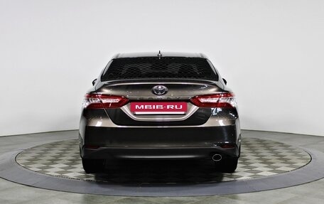 Toyota Camry, 2020 год, 3 530 000 рублей, 6 фотография