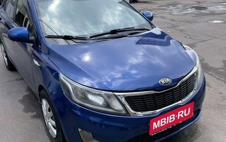 KIA Rio III рестайлинг, 2013 год, 560 000 рублей, 1 фотография