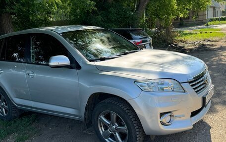Toyota RAV4, 2012 год, 1 645 000 рублей, 3 фотография