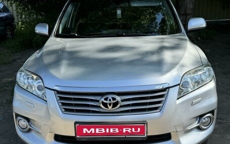 Toyota RAV4, 2012 год, 1 645 000 рублей, 2 фотография