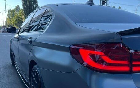 BMW 5 серия, 2018 год, 5 900 000 рублей, 8 фотография