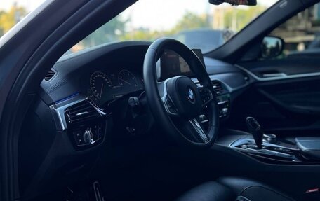 BMW 5 серия, 2018 год, 5 900 000 рублей, 30 фотография