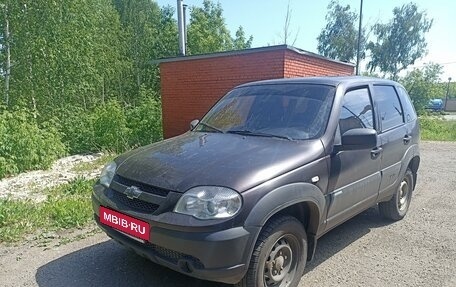 Chevrolet Niva I рестайлинг, 2013 год, 485 000 рублей, 1 фотография