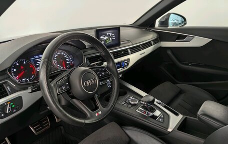 Audi A4, 2018 год, 3 245 000 рублей, 9 фотография