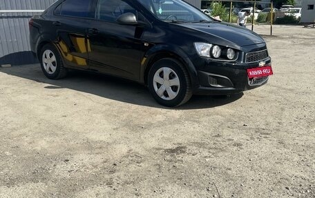 Chevrolet Aveo III, 2014 год, 750 000 рублей, 4 фотография