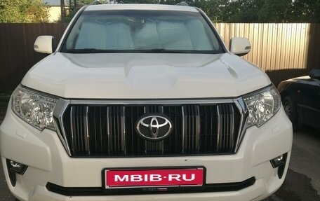 Toyota Land Cruiser Prado 150 рестайлинг 2, 2017 год, 3 800 000 рублей, 1 фотография