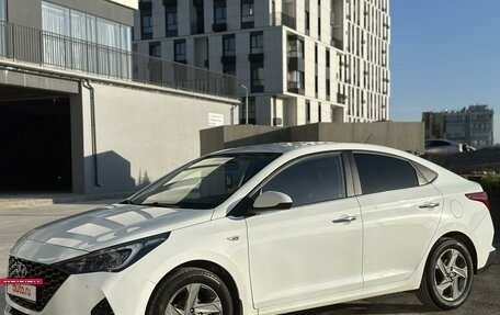 Hyundai Solaris II рестайлинг, 2021 год, 1 645 000 рублей, 17 фотография