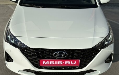 Hyundai Solaris II рестайлинг, 2021 год, 1 645 000 рублей, 25 фотография