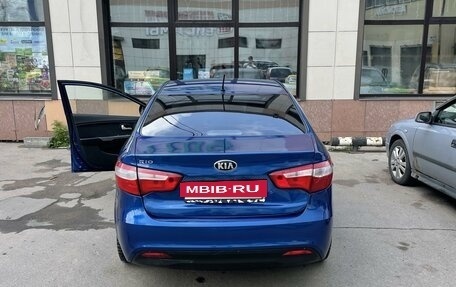 KIA Rio III рестайлинг, 2013 год, 560 000 рублей, 3 фотография